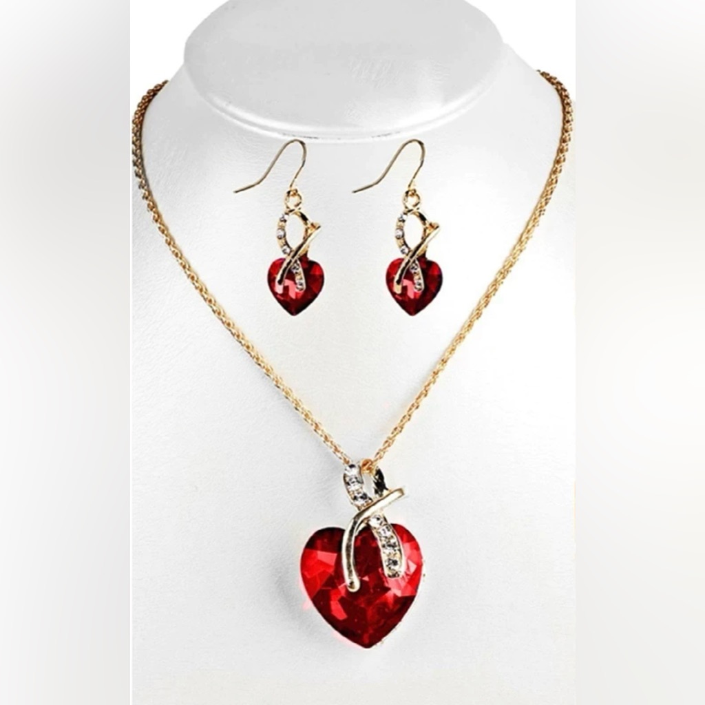 Lg Gold Red Heart Crystal Earrings Necklace Set